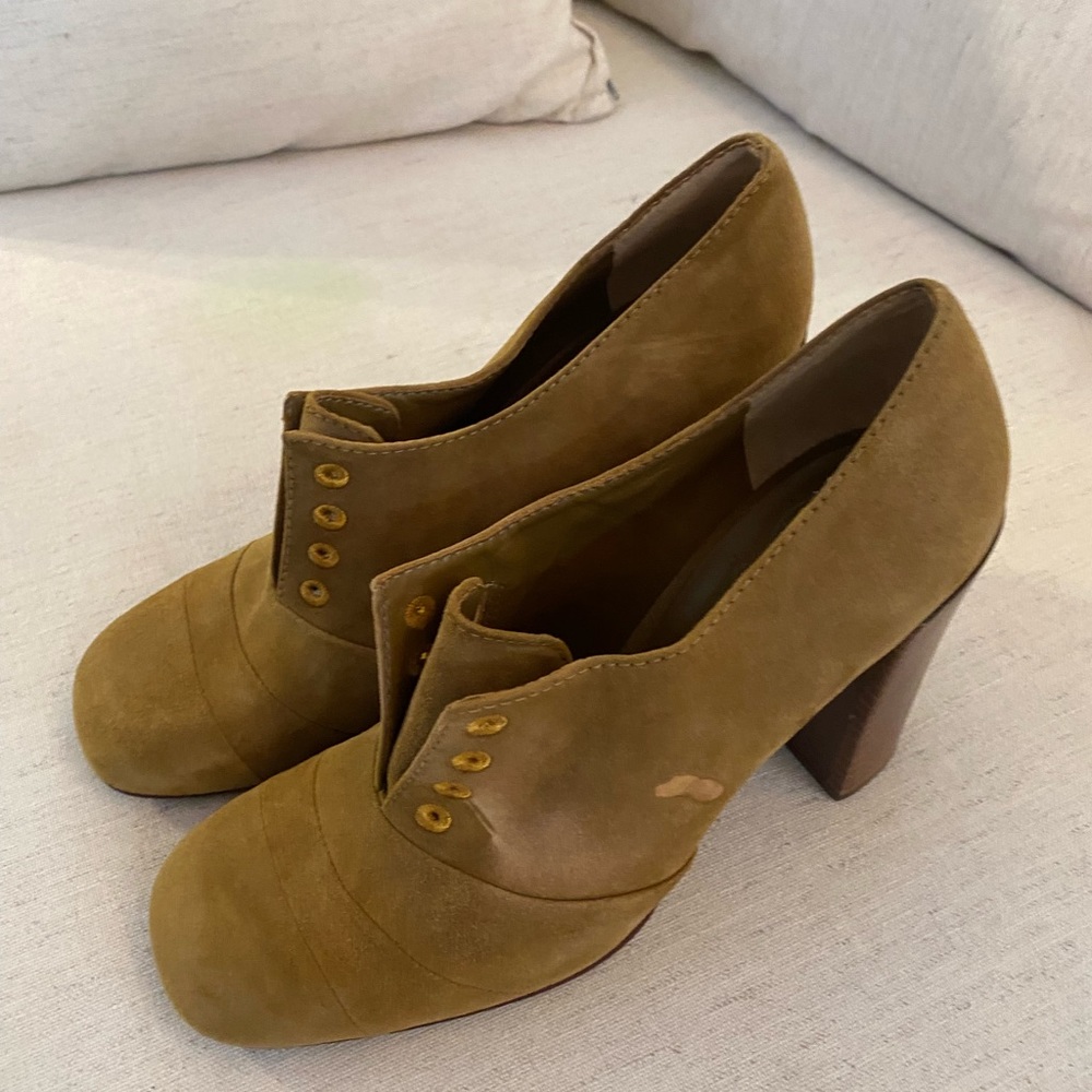 Tory Burch ankle boot heels